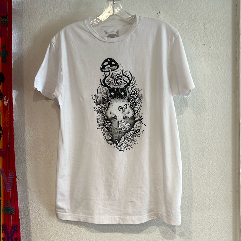 Hot Topic Stephanie Bayles White Tee with Black Masked Cat Graphic, S/S, Sz M